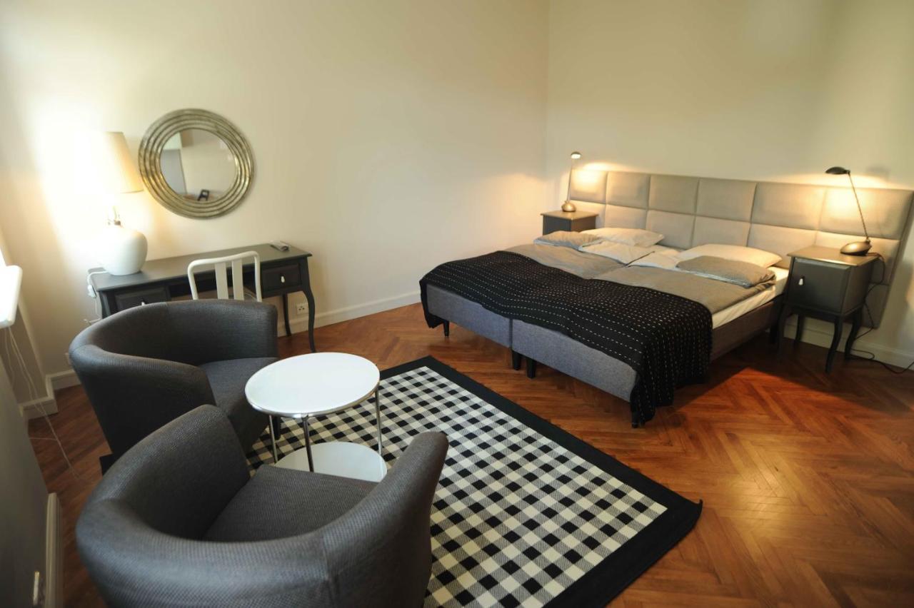 Apartment Duo *